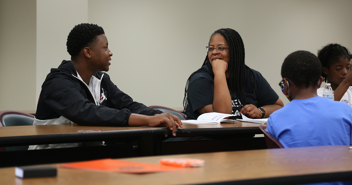 Students from the 2021 Black Wall Street Entrepreneurship program at OSU-Tulsa got hands-on experience managing money. Students from the 2021 Black Wall Street Entrepreneurship program at OSU-Tulsa got hands-on experience managing money.